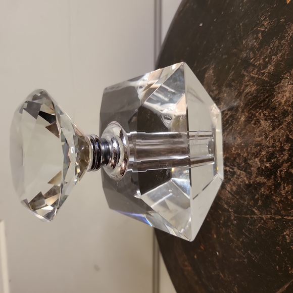 Large Vintage Crystal Perfume Bottle with Snuffer Diamond Stopper - Picture 3 of 13